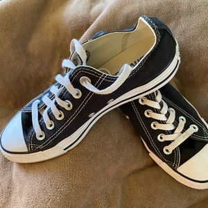 Navy Low Top Converse Shoes